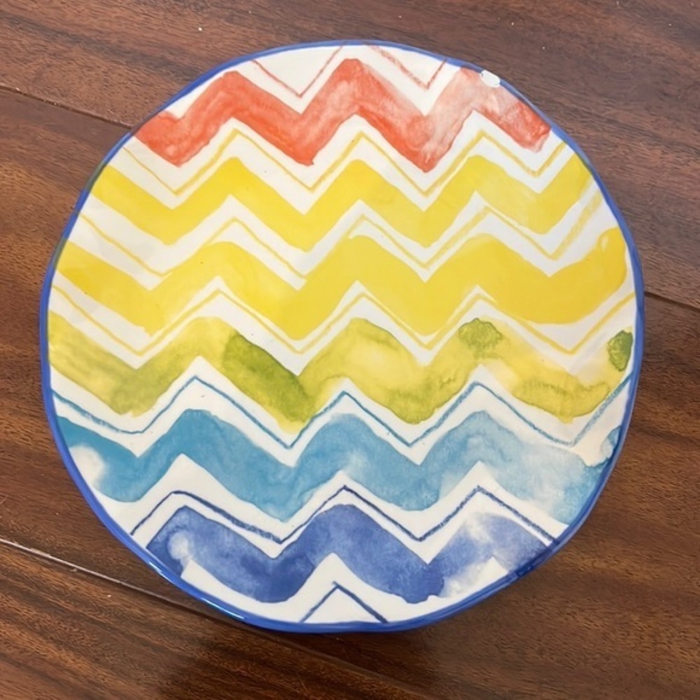ANTHROPOLOGIE SCALLOP PLATE WITH RAINBOW CHEVRON WATERCOLOR DESIGN